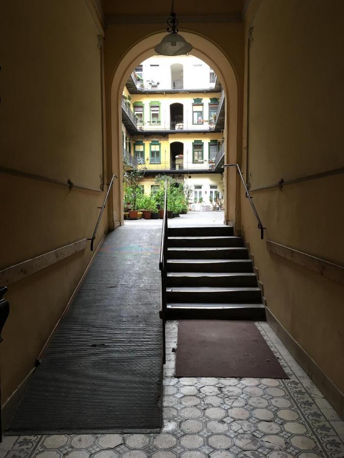 Better Than Home Apartment Budapest Exterior photo